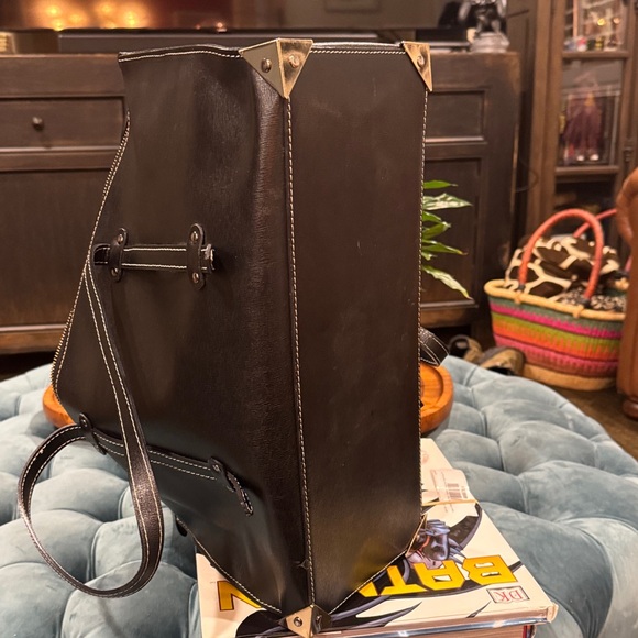 Alberta Di Canio Elegant Black Leather Tote Bag - Picture 5 of 6